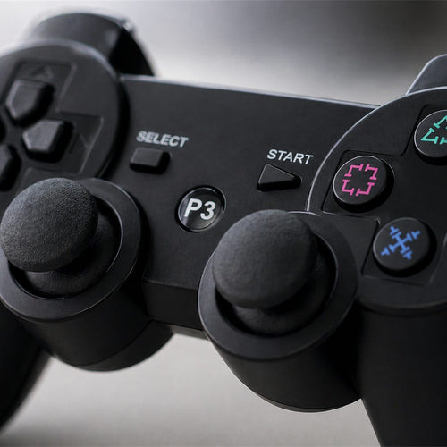 Detalle de botones y sticks del control PS3