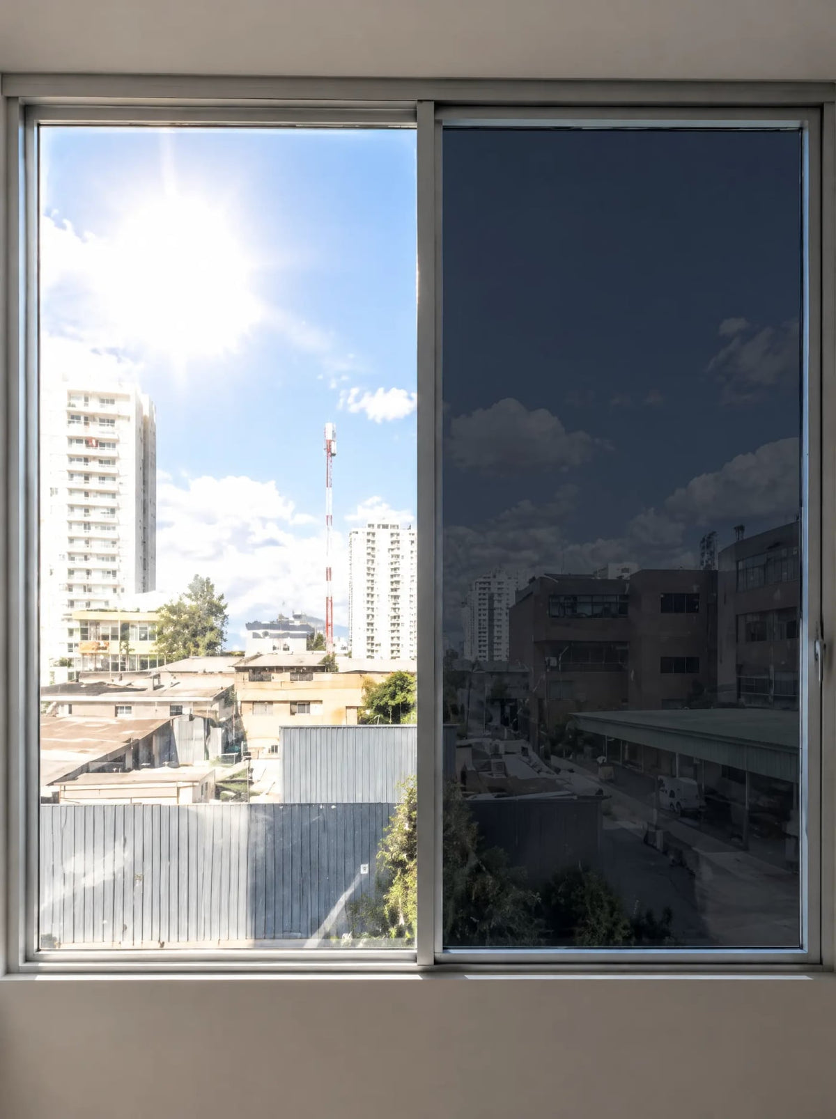 Ventana sin lámina a la izquierda y con lámina nanocerámica 5% a la derecha (simulación)